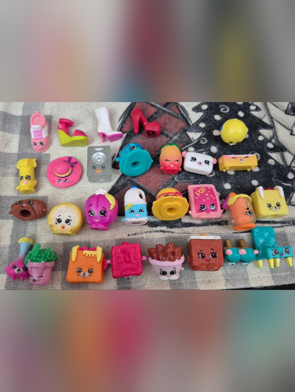 28 Shopkins Kids Toy Collectible Figures - Assorted Pink, Yellow, Blue, Teal